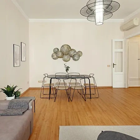 Spacious 2bed Flat 15min From The Vatican Museum *